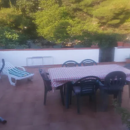 Attico Con Terrazzo E Finestre Sulla Baia Di